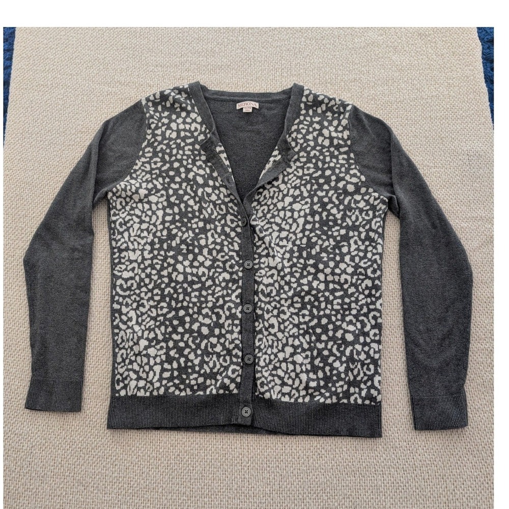 Merona Womens‎ XL Grey Leopard Print Button Front V-Neck Cardigan Sweater
